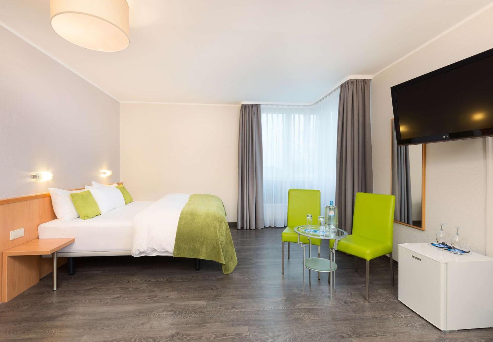 Hotel Dusseldorf Krefeld Affiliated By Melia Luaran gambar